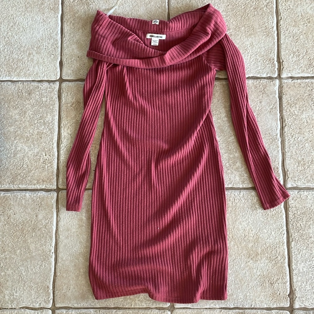 Billabong long sleeve mini dress